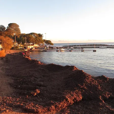 Chez Michele Et Vincent * Сен-Рафаэль