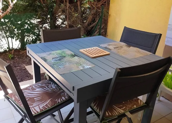 Chez Michele Et Vincent Saint-Raphael (Var)